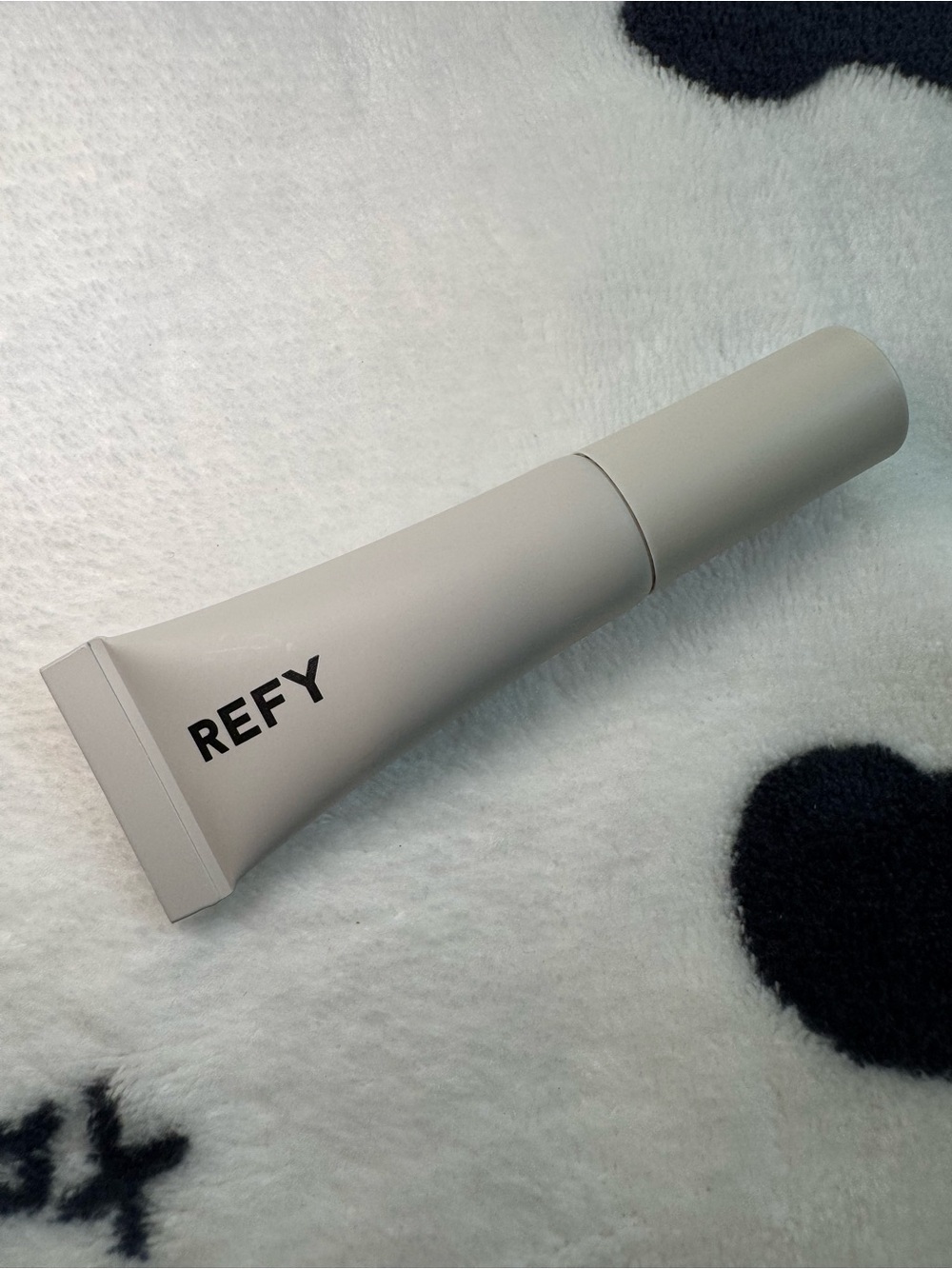 🆕 REFY Lip Gloss in Clear